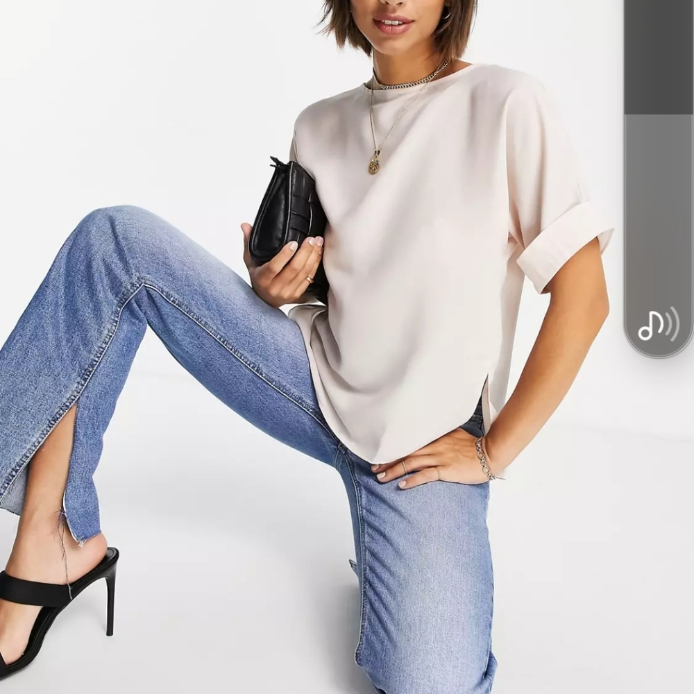 Oversized tee